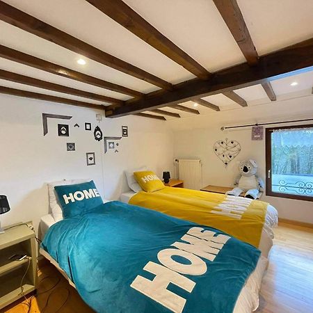 Lesse En Ciel Vous Accueille Avec Plaisir . Villa Houyet Luaran gambar