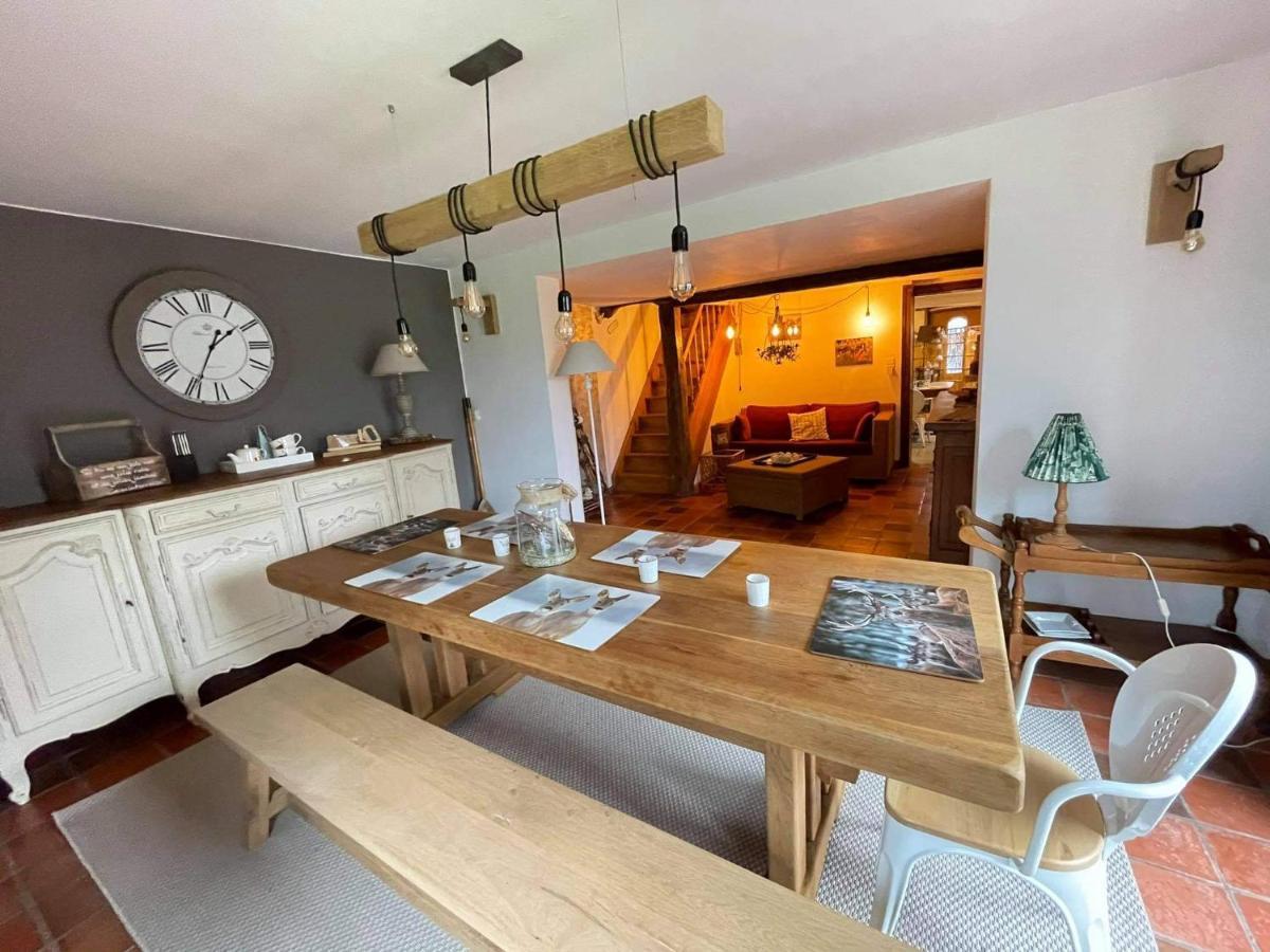 Lesse En Ciel Vous Accueille Avec Plaisir . Villa Houyet Luaran gambar