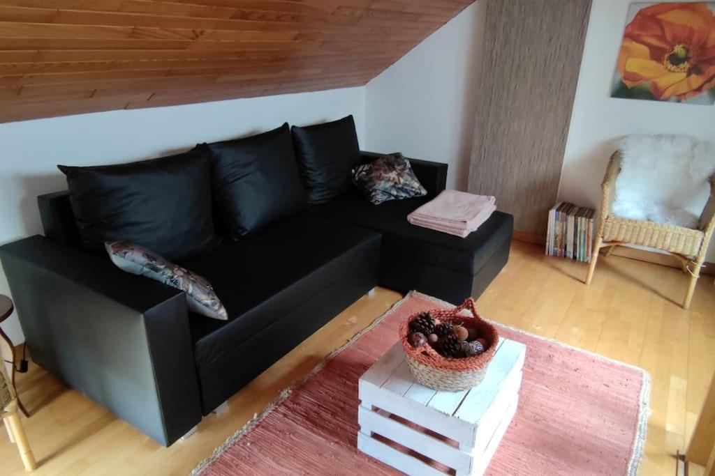 Lesse En Ciel Vous Accueille Avec Plaisir . Villa Houyet Luaran gambar